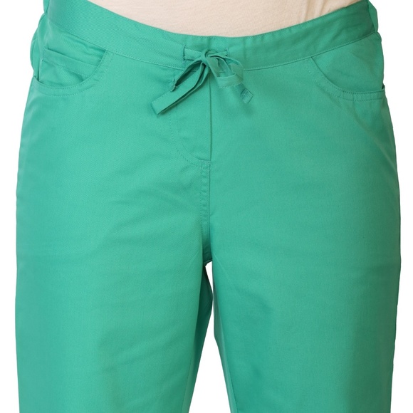 *NWT* CLEARANCE Jade Women's Cargo Scrub Pant - Picture 2 of 3